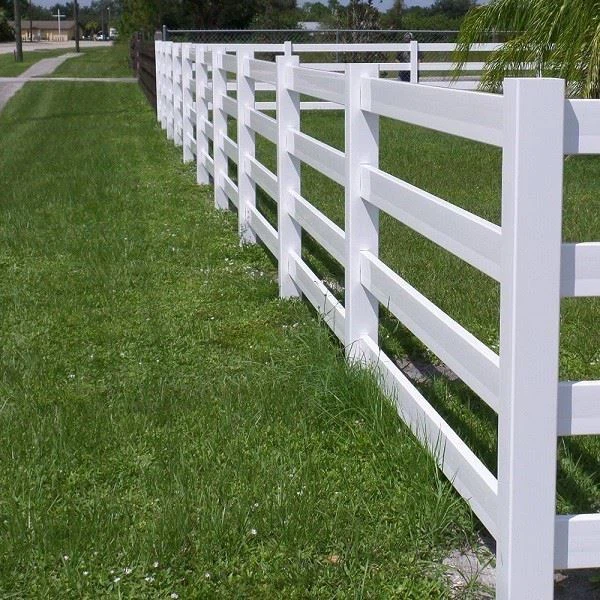 4 Rail Vinyl Fence